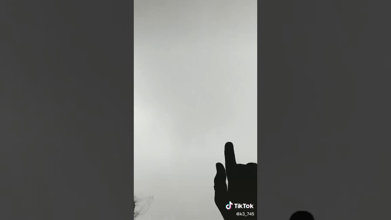 Ethe Koi Na Milda Ape Rabb Milaunda Eh Amrinder Gill Whatsapp Punjabi Satus Youtube Ni main tere naalo sohna koi vi vekhya na suraj tatta te chan daagi taare pathar ne. youtube