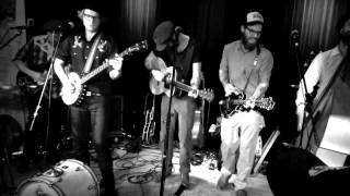 Miniatura de vídeo de "The Dinosaur Truckers + Derek W. Dunn - Ghost On A String live @ De Melkbus Dordrecht"