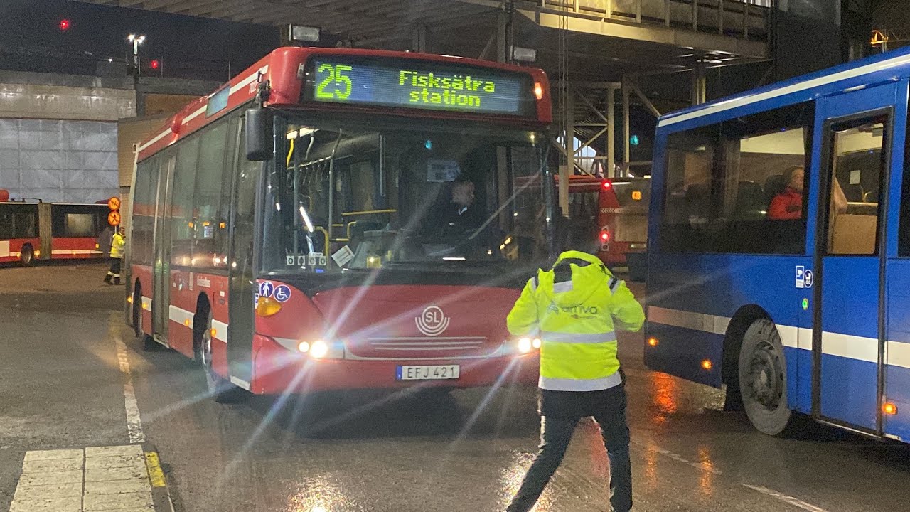 Saltsjöbanans Ersättningsbussar Vid Slussen