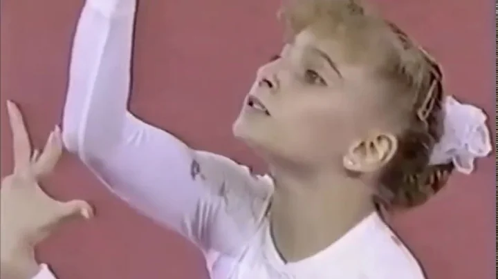 Shannon Miller (USA) floor exercise from 1992 Olym...