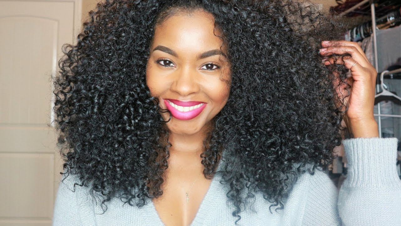 FLAWLESS CURLS || Freetress 'Flora' Wig Install & Review - YouTube