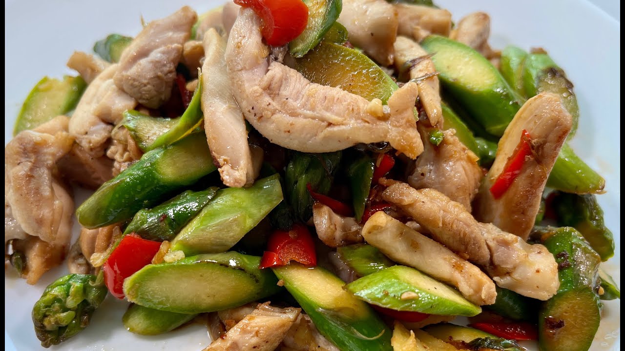 Stir Fry Chicken Thigh with Asparagus (Quick Recipe) - YouTube