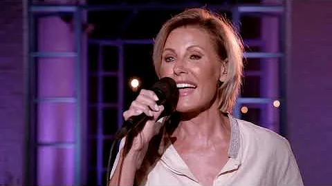 Dana Winner - Chasing Butterflies (LIVE From My Home To Your Home)