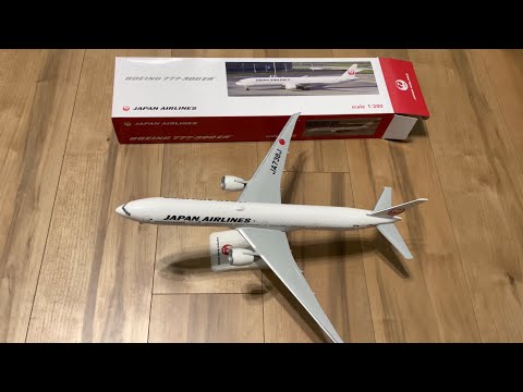 飛行機模型】JALUX 日本航空B777-300ER(JA738J) 1:200 開封