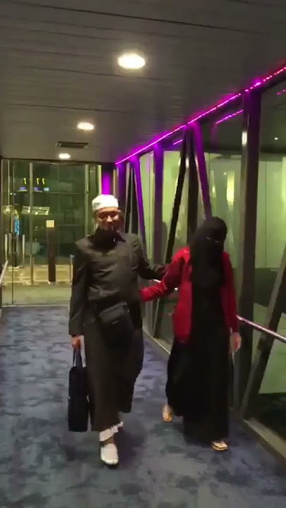 KH.ABUYA QURTUBI JAELANI & KETUM MENUJU ISTANBUL TURKI - SEMOGA SELAMAT SAMPAI TUJUAN