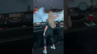 Nora En Pure