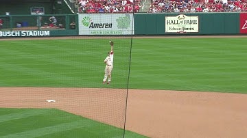 CIN@STL: Gyorko takes away hit with vertical leap