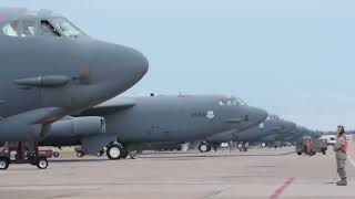 The scale of the U.S. military is jaw-dropping! With 1.3 million active personnel, the U.S. 