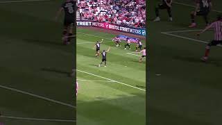 Romaine Mundle Fires Sunderland To Victory Against Burnley