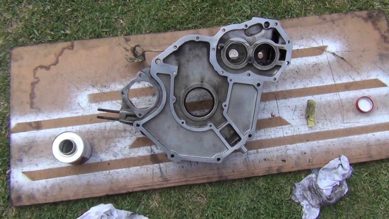 Ferrari Mondial QV 1985, PART 4 Sandwich Plate Oil Leak, Clutch Removal