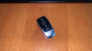 How to change Mercedes Benz key fob battery 2019 - 2022 ( easy way )