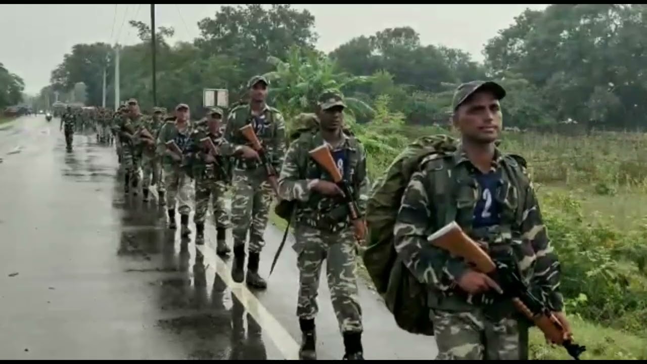 Rain mai Road March karte hue SSB ke jaban 