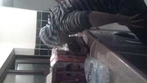 Darren singleton playing the bottles