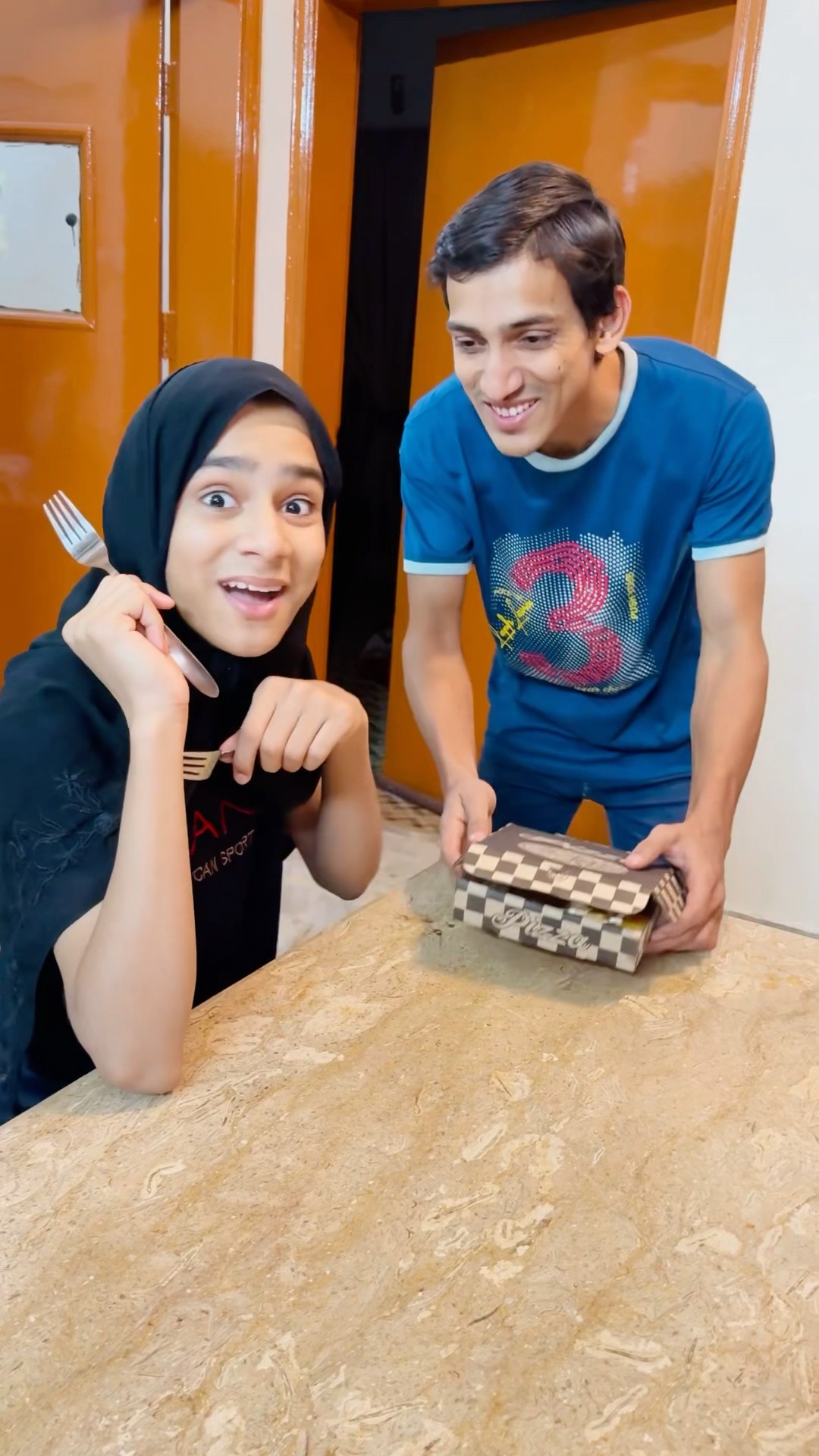 Sharing ?Is Caring Sister Pizza ?|