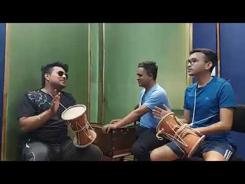 Almora Angrez Aayo Taxi main...cover by Kailash Kumar..Neeraj Chuphal..Lalit Gityar