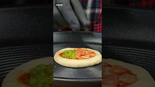 Dive Into The Future And Discover Rehydrated Pizza Perfection🤤 #shorts #backtothefuture #pizza #mini screenshot 1