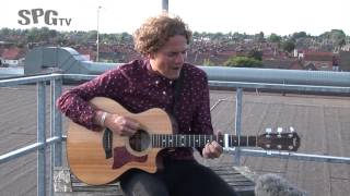 Toploader &#39;Turn It Around&#39; rooftop acoustic | SPGtv