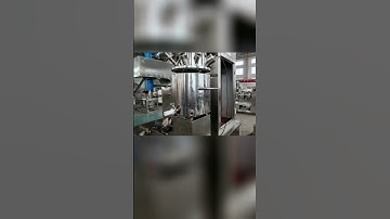 The double planetary mixer lifts instantly