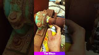 Cleaning Rusty Machine Parts in Seconds! 😳 #rustremover #satisfying #fix