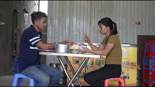 Download Lagu Khải and his new girlfriend shared an intimate dinner – A big surprise for the little girlfriend MP3 Download Lagu Khải and his new girlfriend shared an intimate dinner – A big surprise for the little girlfriend MP3
