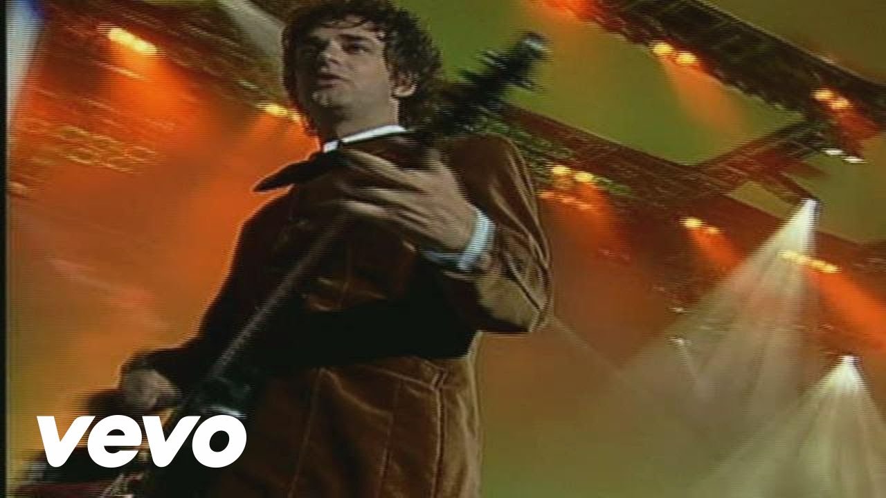 Soda Stereo - Paseando por Roma (El Último Concierto) Soda Stereo - Paseando por Roma (El Último Concierto)
