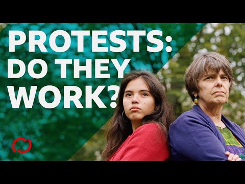 What school strikers can learn from veteran protestors – BBC My World