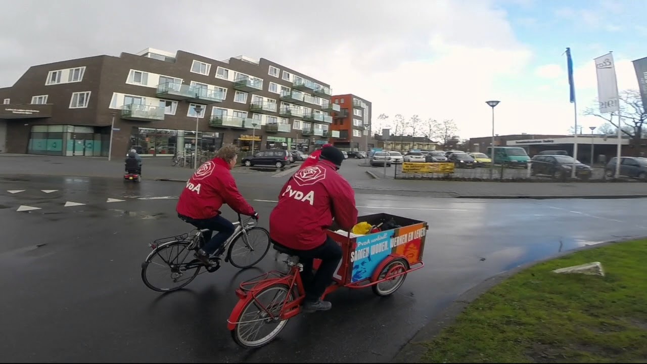 PvdA fietstour door Oudorp