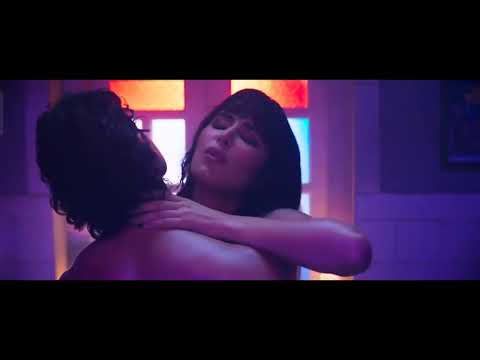 Katrina Kaif Hot Scene Phone Bhoot
