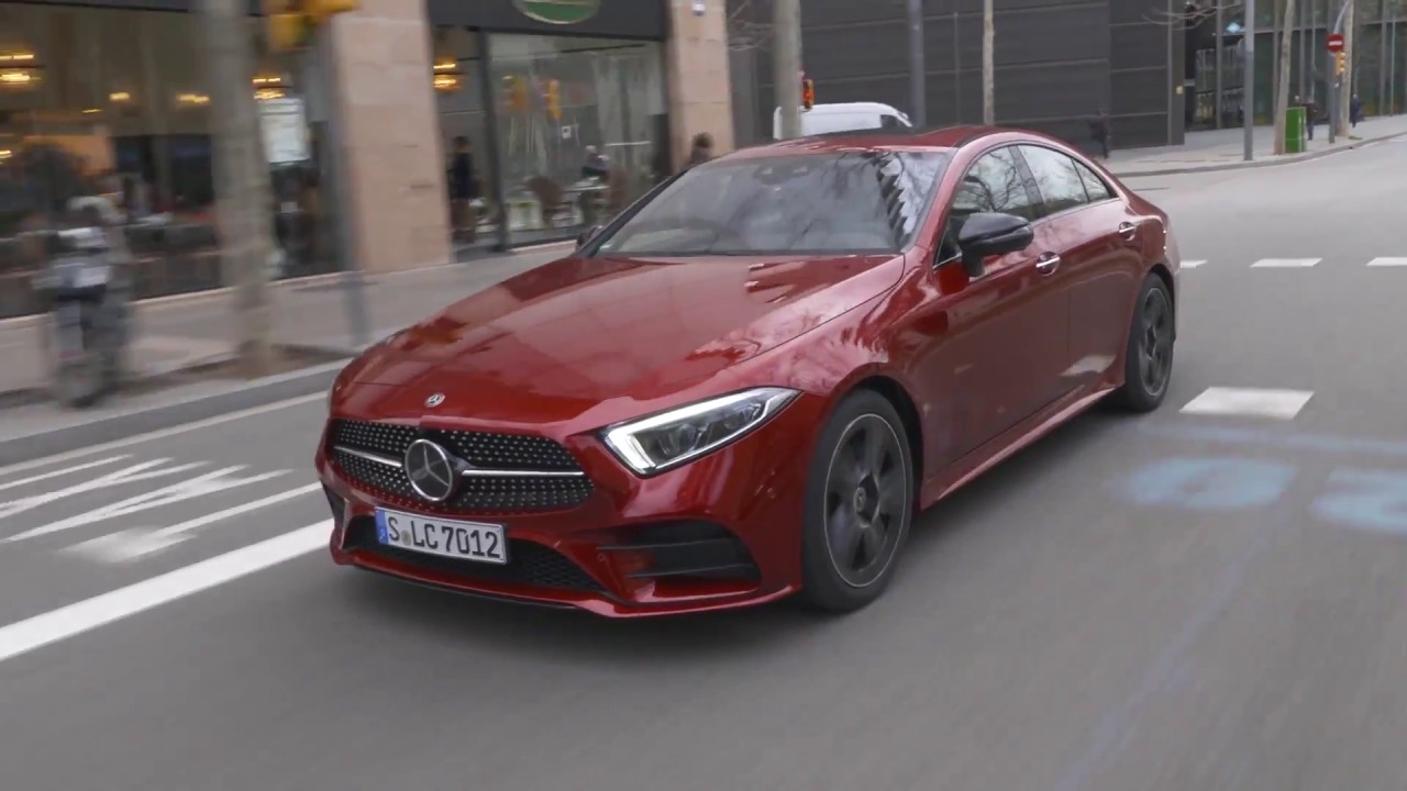 Mercedes-Benz CLS 450 4MATIC in Red metallic in city - YouTube