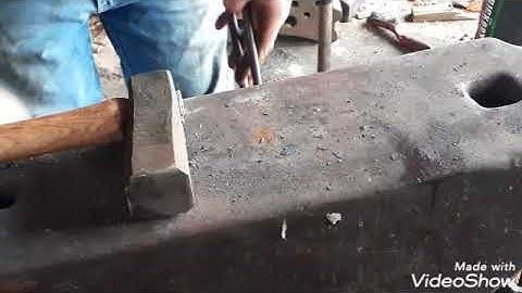 Forging a power hammer axe drift from H13!!! (part 2)