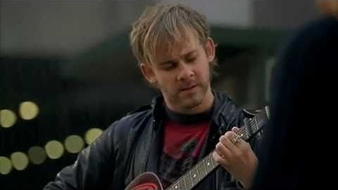 Charlie plays "Wonderwall" on "LOST" twice HD