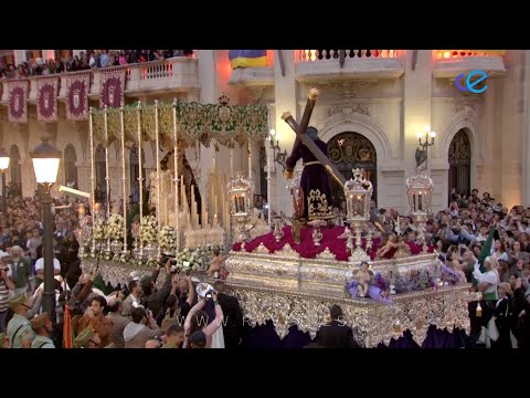 "Encuentro" entre Nuestro Padre Jesús Nazareno y Sacratísima Virgen de la Esperanza