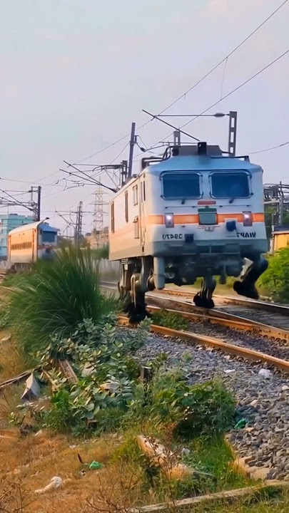 Download lagu train running #automobile #automotiveedit #aivfx #ai #aivideo