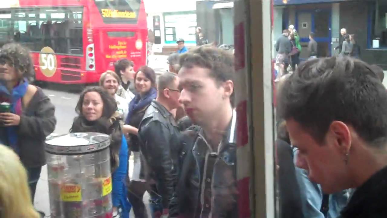 Stagecoach in Adapt Barbers, Brighton playing '45' at The Great Escape