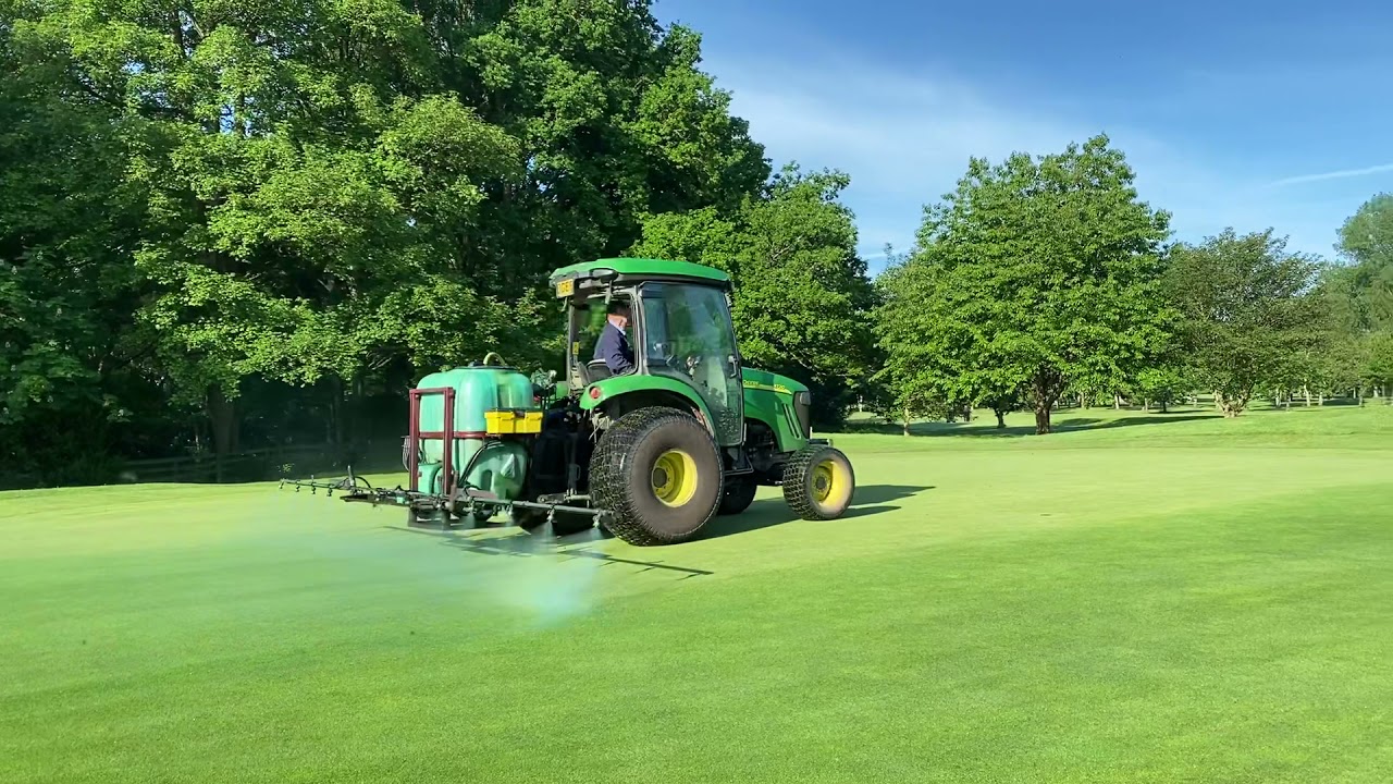 Spraying Golf Greens YouTube