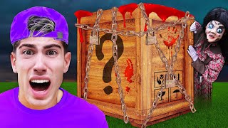 I BOUGHT A MYSTERY BOX FROM THE DEEP WEB !!