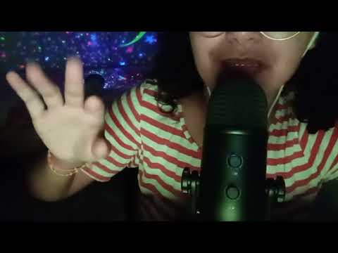 ASMR TIRANDO SUA ENERGIA RUIM E COMENDO