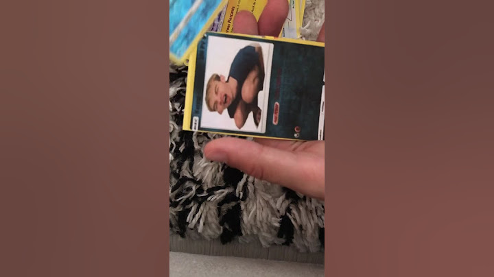 Je viens d avoir la carte Pokémon la plus rare du monde 😯😂