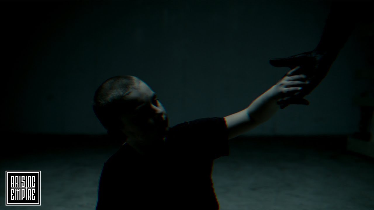 AVIANA - Oblivion (OFFICIAL VIDEO)