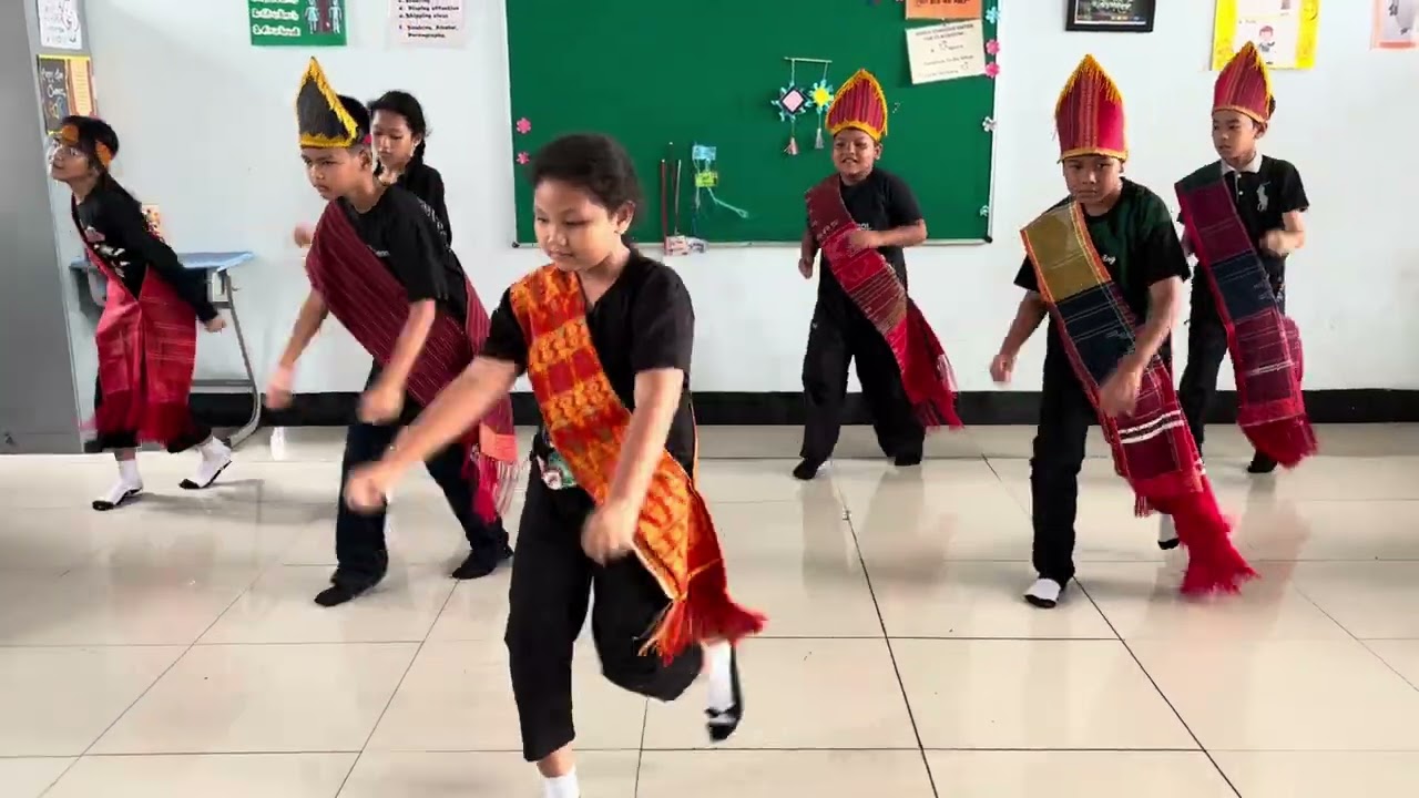 #senitari #senibudaya #kelas4sd #gurusenibudaya #tarinusantara 