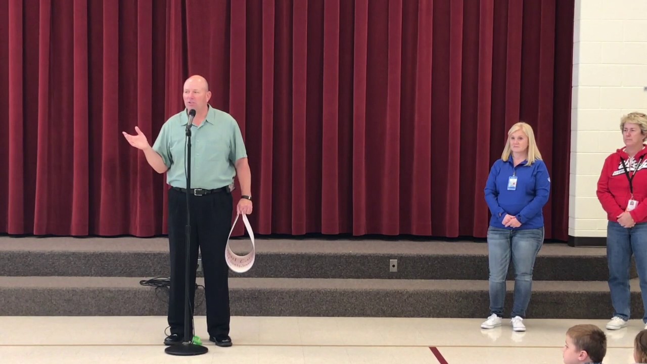settlement canyon elementary receives donation from walmart tooele
