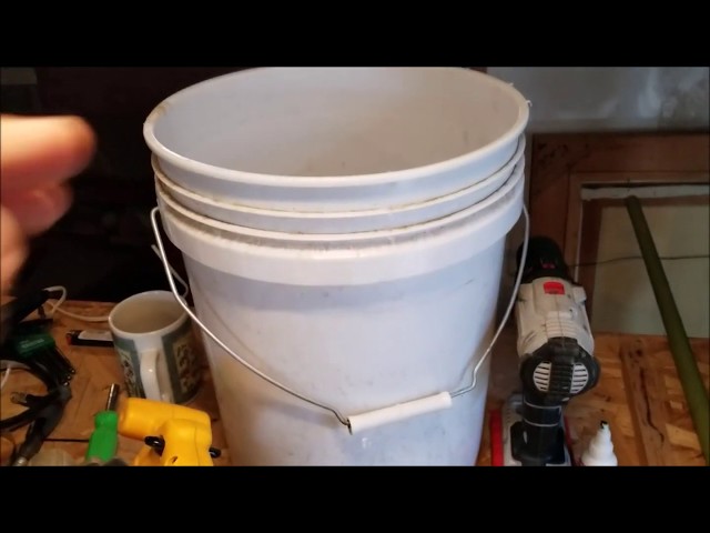 DIY 5 gallon bucket mouse trap 