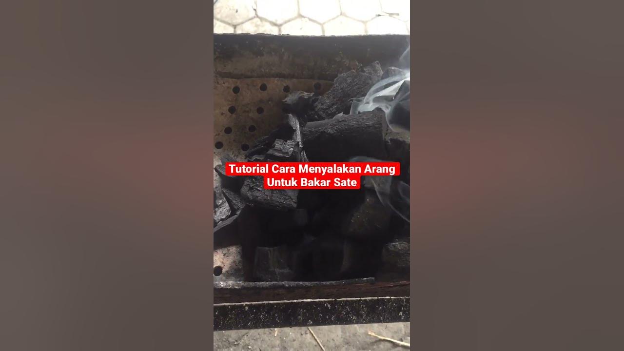 Cara Cepat Menyalakan Arang Untuk Bakar Sate. #shorts #viral #trending Cara Cepat Menyalakan Arang Untuk Bakar Sate. #shorts #viral #trending