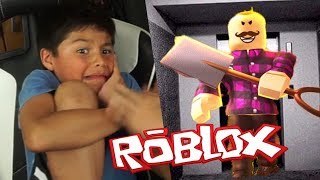 HELLO NEIGHBOR EN EL ELEVADOR DEL HORROR !! MI PRIMO NO QUIERE ENTRAR - Roblox | DeGoBooM
