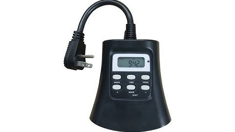 Utilitech 3-Outlet Lighting Timer TM-074 REVIEW and TUTORIAL