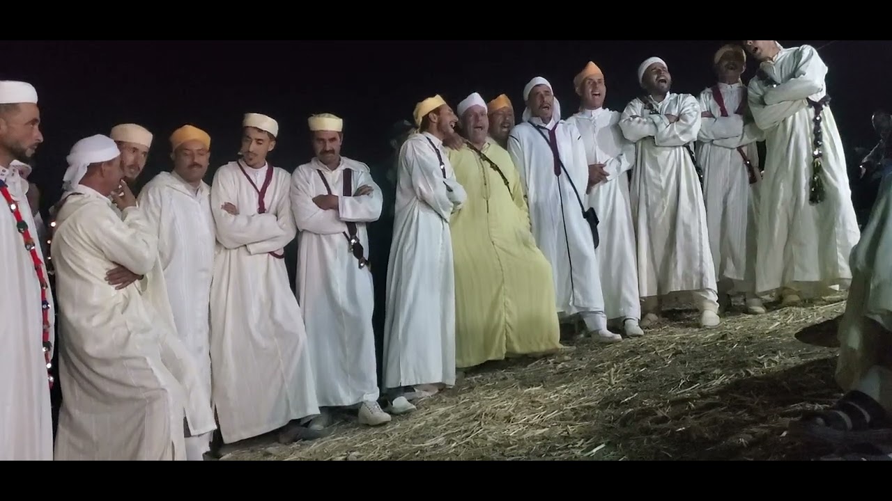 أحيدوس بني وارين إزلي 