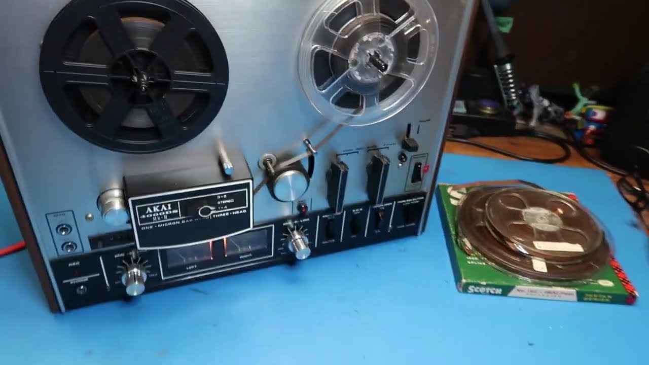 Discovering a Vintage AKAI 4000DS Mk-ii Reel-to-Reel Tape Recorder 