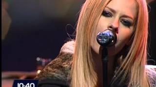 Avril Lavigne - My Happy Ending (New Year&#39;s Eve With Carson Daly 12/31/2004)