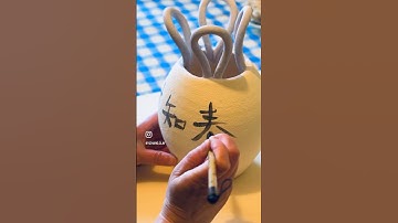 Handwriting a Tang Dynasty poem on the coiled vase #pottery #clay #Chinese #handwriting