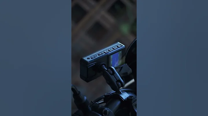 15Vandlion Mini Sports Camera 180° Rotating Lens HD Video 10 Hour RecordingPortable Compact Camera